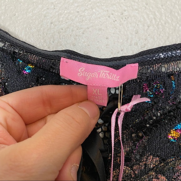 NWT Sugar Thrillz Iridescent Lace Cropped Bustier with Lace Up Front Puff Sleeve - Picture 5 of 10